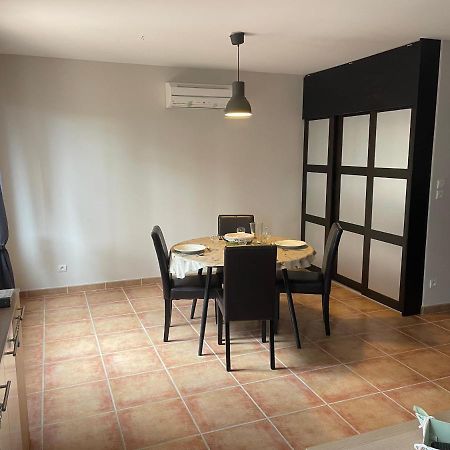 살라바스 Chez Laura Pres Du Pont D'Arc 빌라 외부 사진